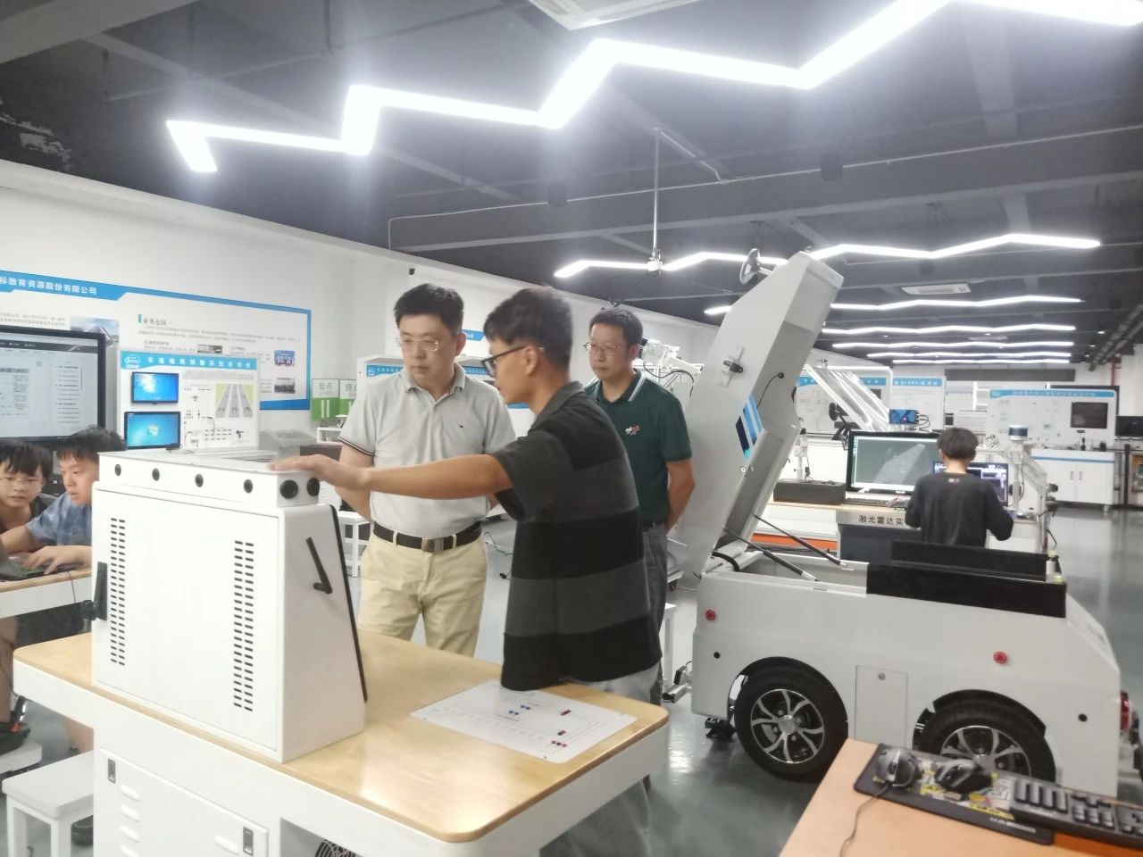 深圳風向標教育資源股份有限公司